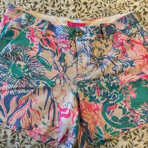 Lilly Pulitzer Vibrant Floral Women's Shorts